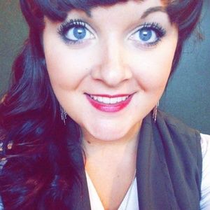 Meet your Posher, Marissa